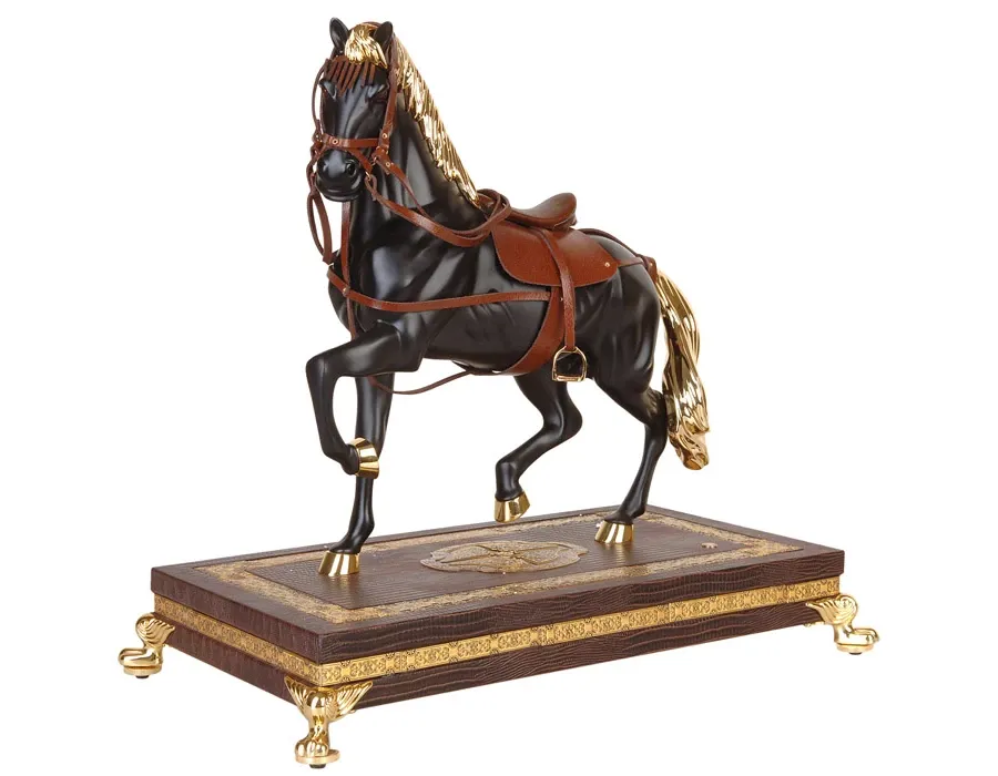 obrazek 1 Piękna statuetka na biurko Koń - Grand National