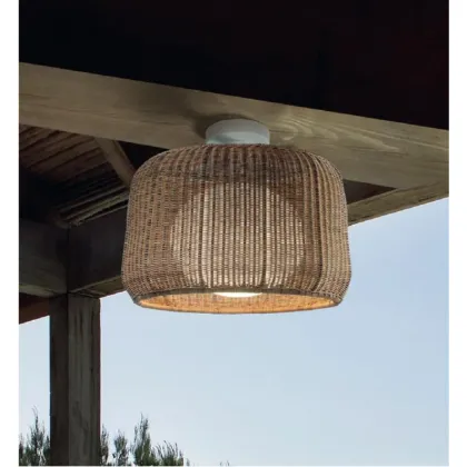 Zdjęcie Oryginalna lampa ścienna na taras lub ogród od hiszpańskiego producenta