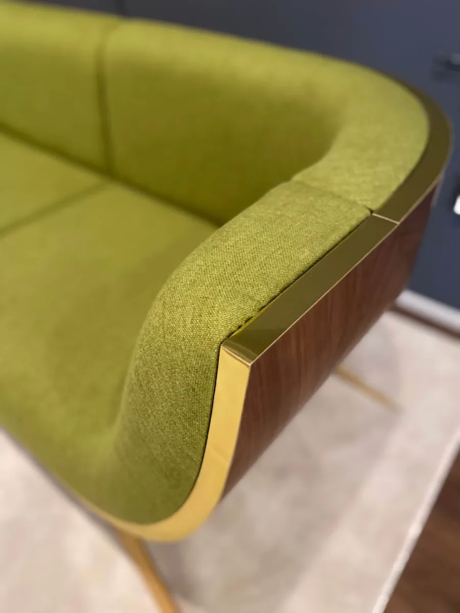 obrazek 9 Luksusowa trzyosobowa sofa z drewna żelaznego