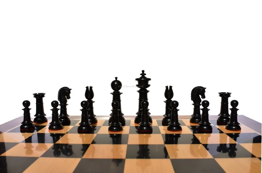 obrazek 6 Charakterystyczne figury szachowe The Northern Upright z planszą do królewskiej gry - The Chess Empire