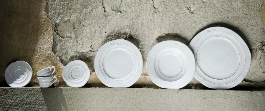 obrazek 3 Piękna ceramiczna patera na nóżce w wiejskim stylu - Virginia Casa