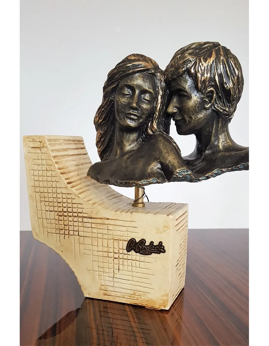 obrazek 1 Ekskluzywna statua - szczęśliwa para zakochanych