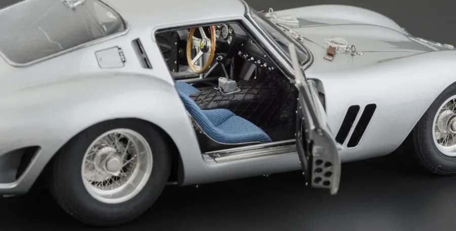 obrazek 3 Srebrne Ferrari 250 GTO, 1962