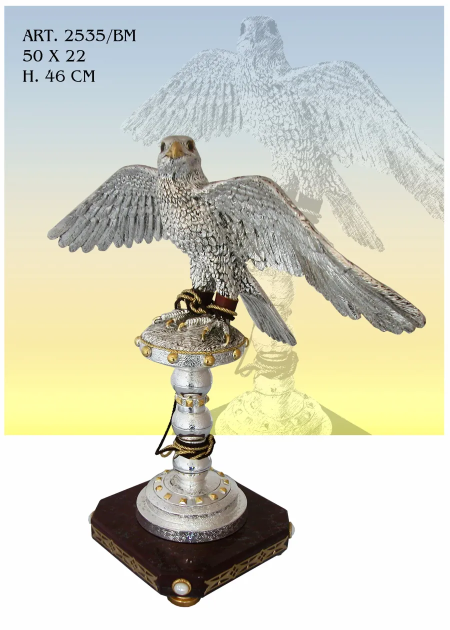 obrazek 1 Piękna posrebrzana figura orła