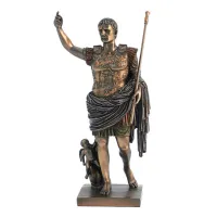 Zdjęcie Statuetka cesarza Augusta