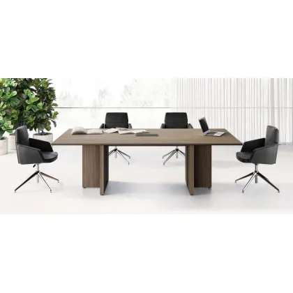 Zdjęcie Innowacyjny stół konferencyjny z Włoch