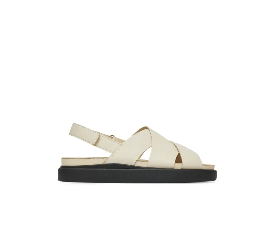 obrazek 1 Clarks Sandały Aristella Sun 26181257 Beżowy
