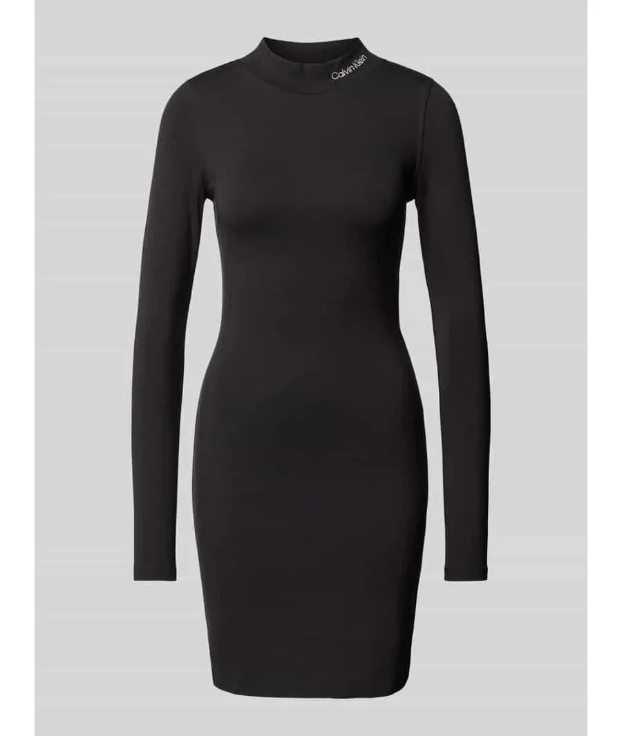 obrazek 1 Calvin Klein Jeans Sukienka codzienna J20J225074 Czarny Slim Fit