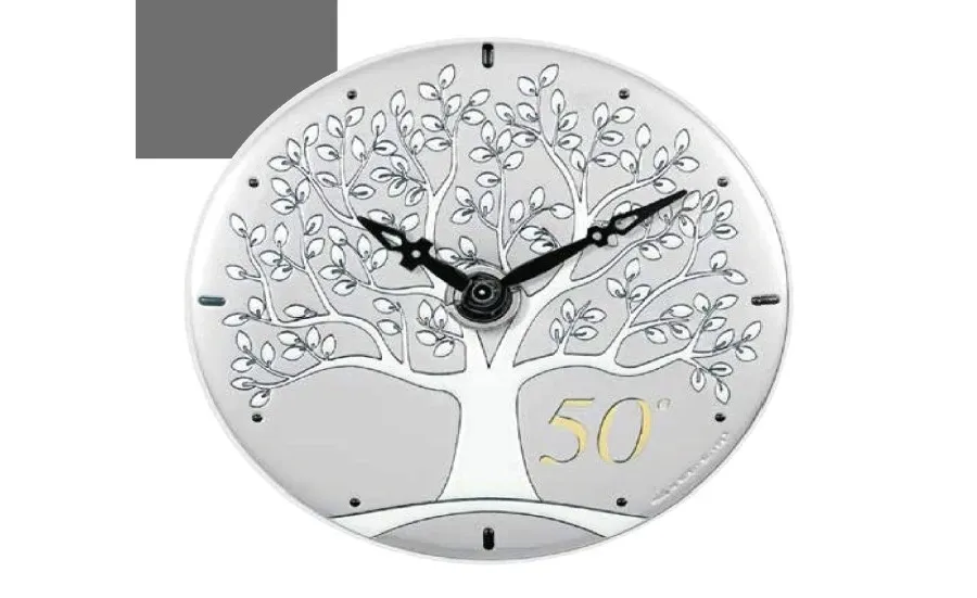 picture 1 A stylish clock depicting the tree of life