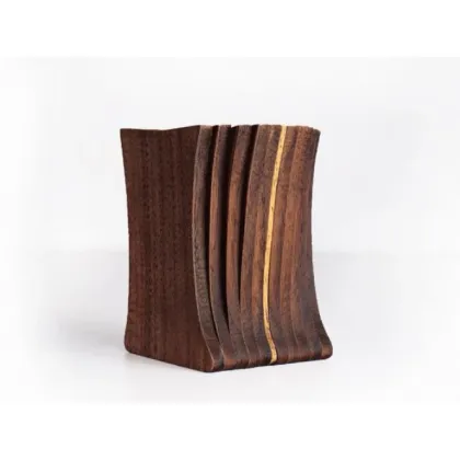 Picture Fantastic pen holder