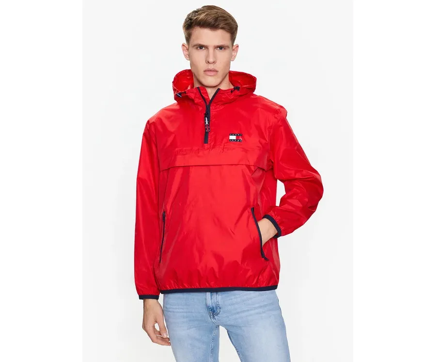 obrazek 1 Tommy Jeans Kurtka anorak Chicago DM0DM15906 Czerwony Regular Fit