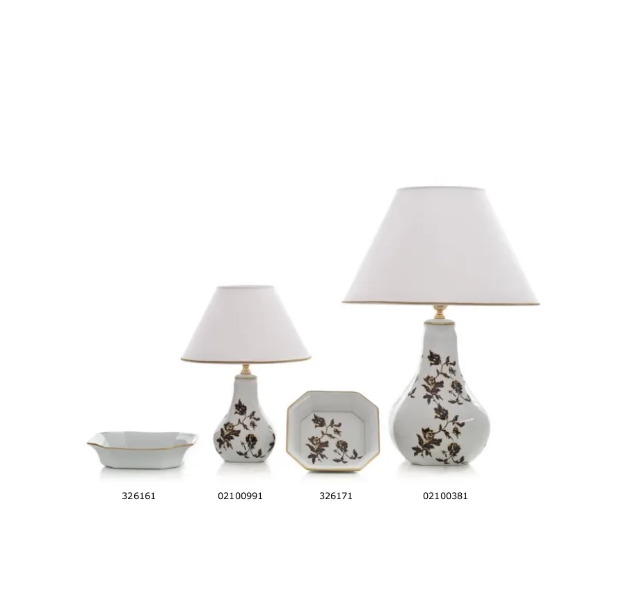 obrazek 2 Kwiecista lampa z porcelany o wysmukłym kształcie