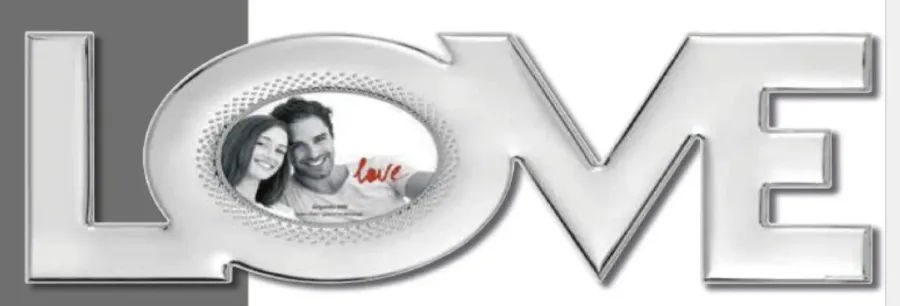 obrazek 1 Ekskluzywna srebrna ramka na zdjęcia 12х35 cm w kształcie słowa „miłość”