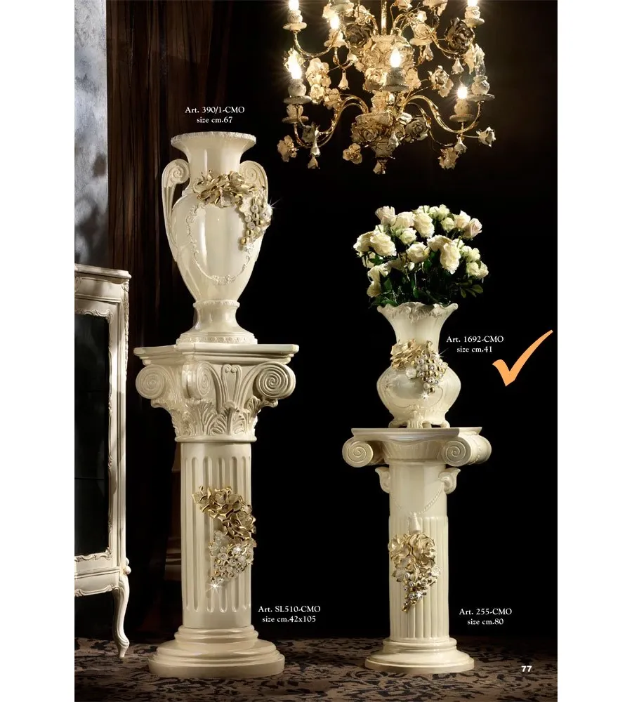 picture 1 Ornamental vase for flowers