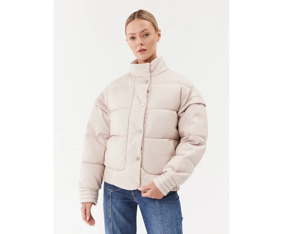 obrazek 1 Guess Kurtka zimowa Ivana W3BL12 WFSP0 Beżowy Regular Fit