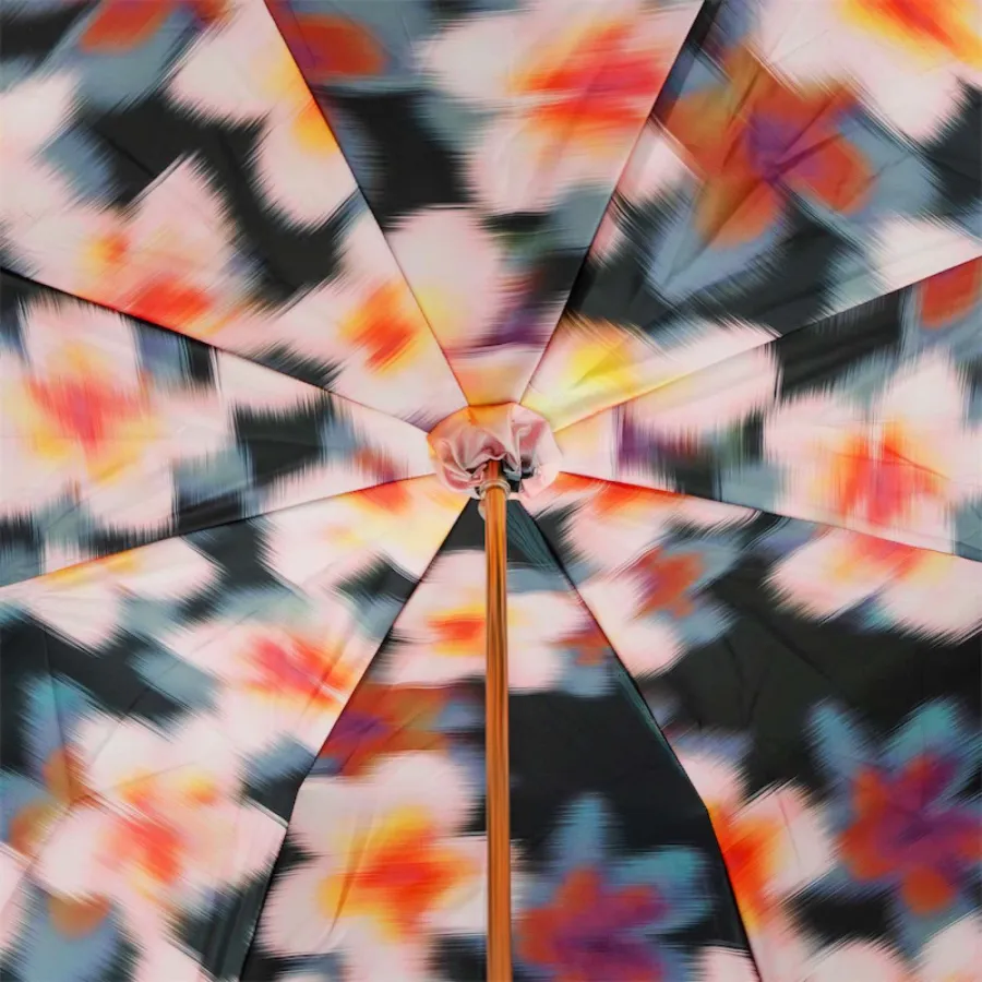obrazek 4 Stylowy czarny parasol damski zdobiony oryginalnym motywem kwiatów - Pasotti