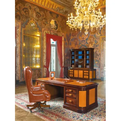 Picture A classic desk for an exclusive office – Mascheroni