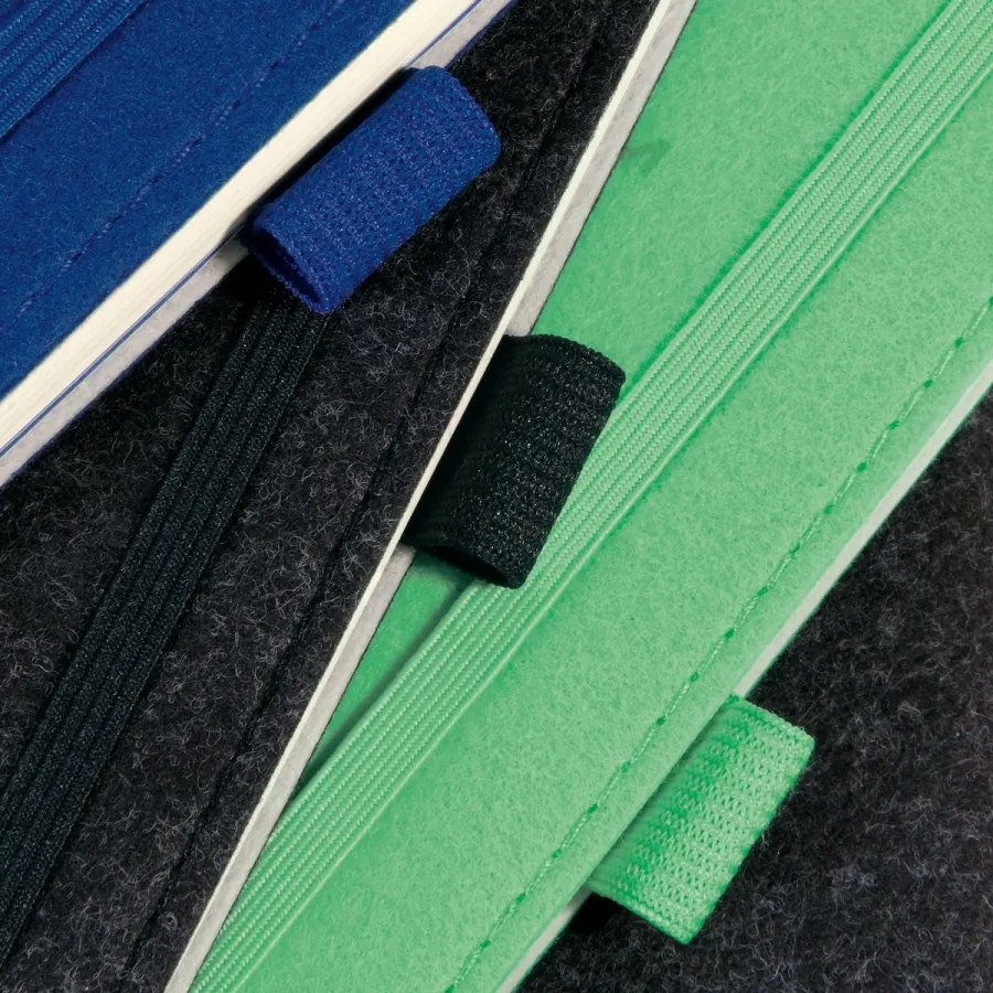 obrazek 4 Oryginalne notesy w miękkich okładkach z kolekcji Felt - Royal blue