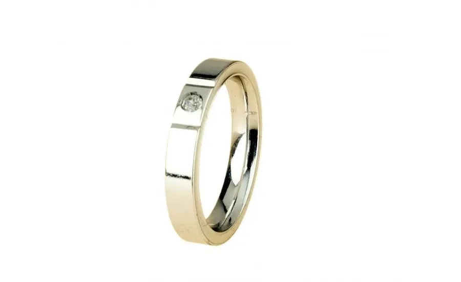 obrazek 1 Elegancka złota obrączka z diamentem o szerokości 2,5mm