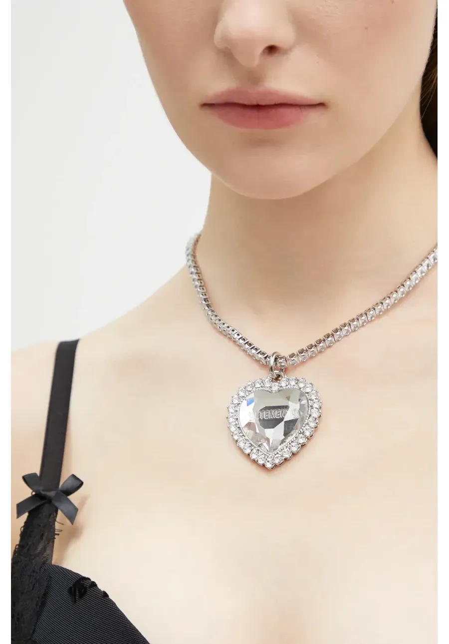 obrazek 1 VETEMENTS biżuteria Crystal Heart UA66NE120W