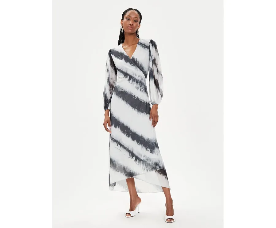 obrazek 1 Bruuns Bazaar Sukienka codzienna Noriel BBW3752 Szary Regular Fit