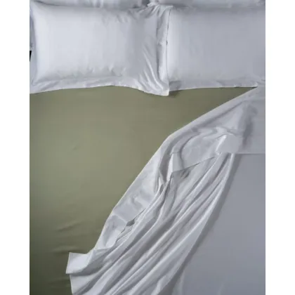 Zdjęcie Miękkie i komfortowe prześcieradło Piana do sypialni