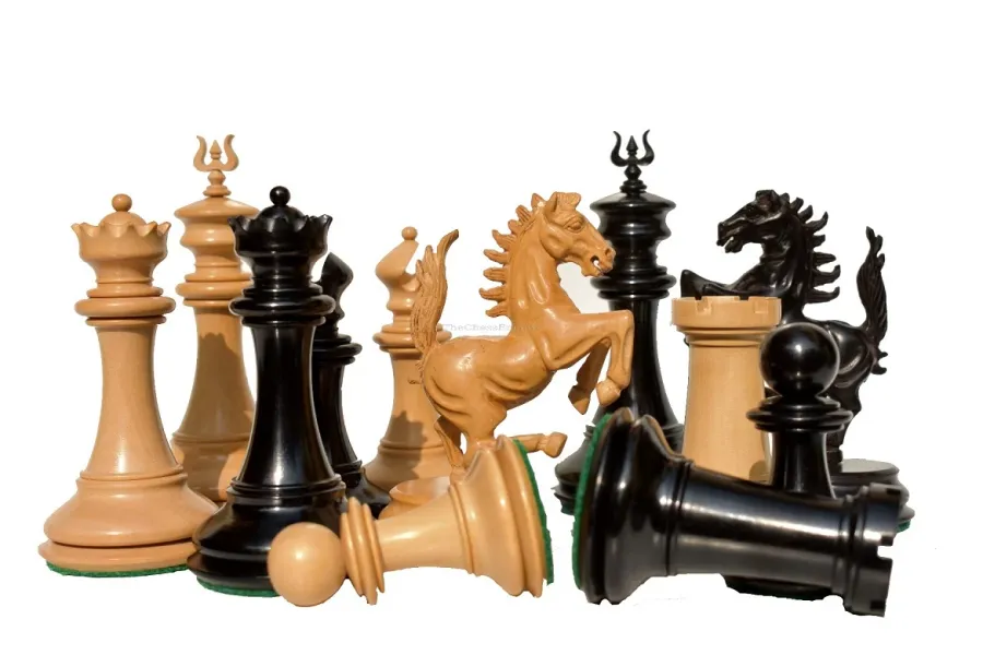 obrazek 2 Wyjątkowa kolekcja pionków Ferrari do królewskiej gry - The Chess Empire