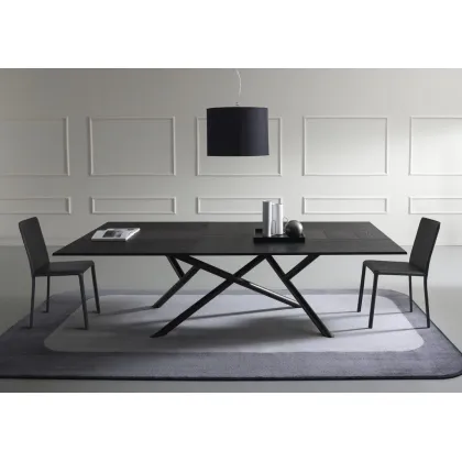 Zdjęcie Elegancki stół z Włoch z blatem stałym firmy Ozzio