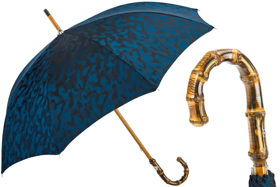 obrazek 1 Stylowy granatowy parasol męski ze wzorem w kamuflaż z bambusową rączką - Pasotti