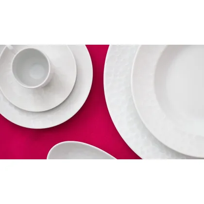 Zdjęcie Piękna klasyczna porcelana na stół dla 12 osób - Porcel