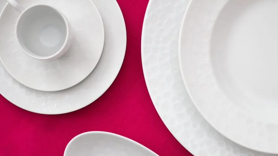 obrazek 1 Piękna klasyczna porcelana na stół dla 12 osób - Porcel