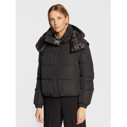 Zdjęcie Patrizia Pepe Kurtka zimowa 2O0008/A150-K103 Czarny Regular Fit