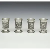 Zdjęcie Piękny zestaw 4 miarek z pewteru inspirowanych irlandzkimi lasami