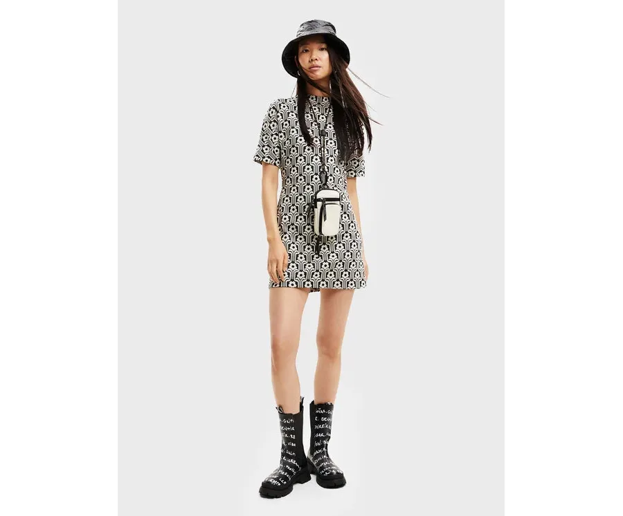 obrazek 1 Desigual Sukienka dzianinowa Karen 22WWVK72 Kolorowy Regular Fit