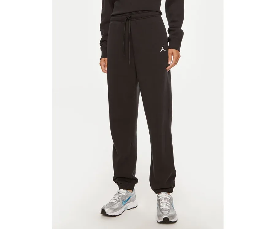 obrazek 1 Nike Spodnie dresowe Brooklyn FN4494 Czarny Regular Fit