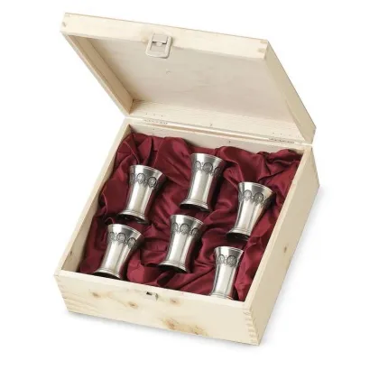 Zdjęcie Upominkowy komplet 6 kieliszków do wódki w drewnianym pudełku