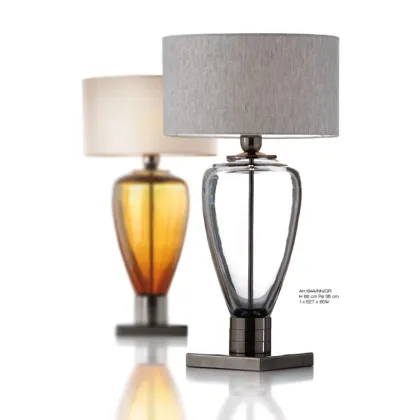 Zdjęcie Stylowa lampa stołowa z przydymionym szarym włoskim kryształem – Il Paralume Marina