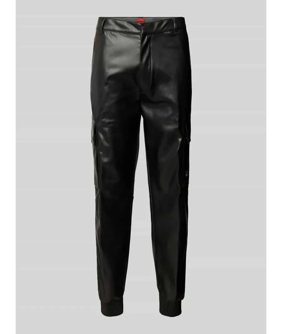 obrazek 1 HUGO Spodnie z imitacji skóry Geza2511 50534827 Czarny Regular Fit