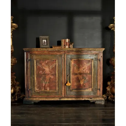 Zdjęcie Luksusowa włoska komoda z dwoma szerokimi drzwiami z litego drewna