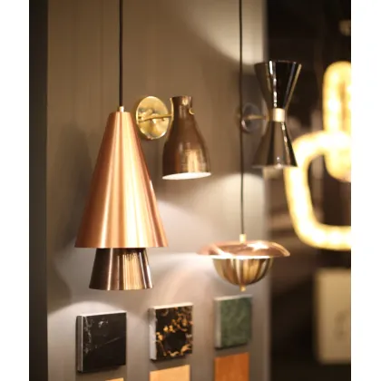 Zdjęcie Lampa wisząca Shard o podwójnym stożkowatym kloszu