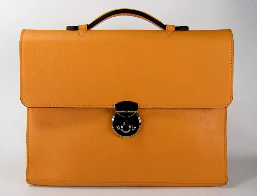 picture 6 Italian handbag made of leather
