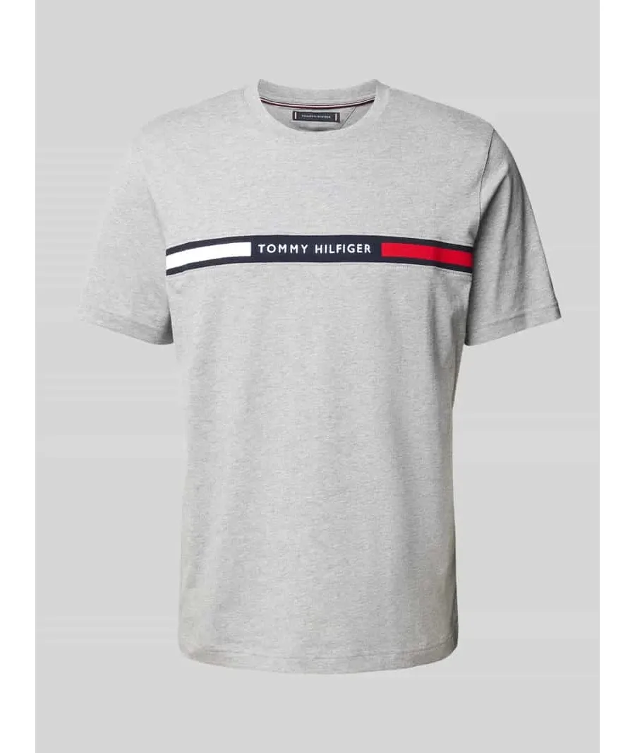 obrazek 1 T-shirt o kroju regular fit z wyhaftowanym logo