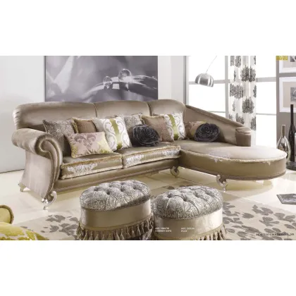 Zdjęcie Fantastyczny narożnik, sofa i pufy w stylu francuskim – Morello Gianpaolo