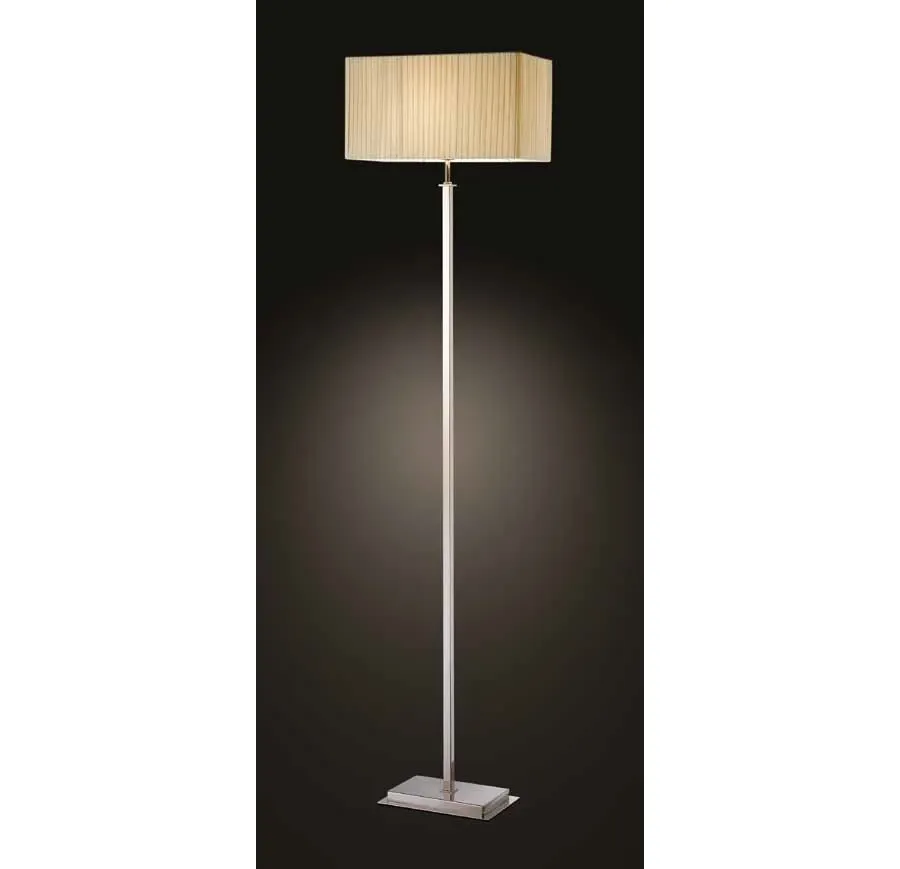 obrazek 2 Elegancka, mosiężna lampa podłogowa luskusowej marki Lumis z kolekcji 