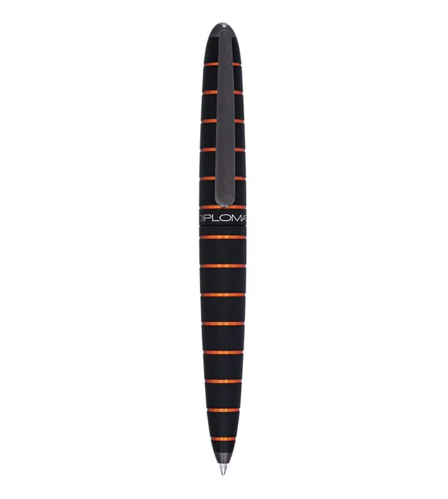 obrazek 1 Unikalny długopis DIPLOMAT Elox black/orange