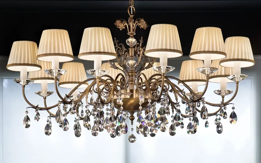 picture 1 Luxury chandelier Primadonna