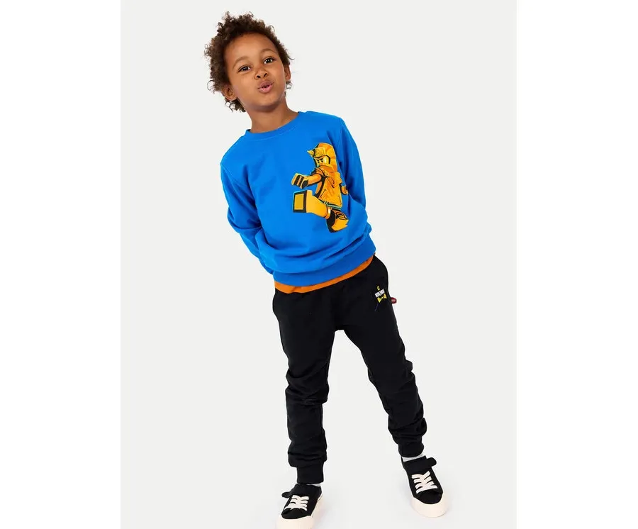 obrazek 1 LEGO Spodnie dresowe Ninjago 12011289 Czarny Regular Fit