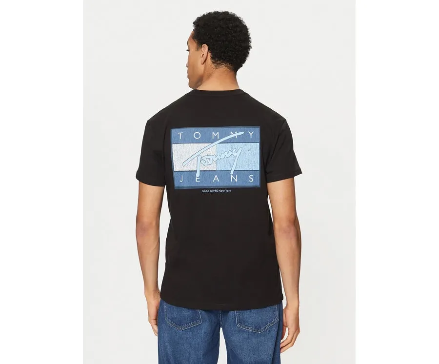 obrazek 1 Tommy Jeans T-Shirt Flag DM0DM21108 Czarny Regular Fit