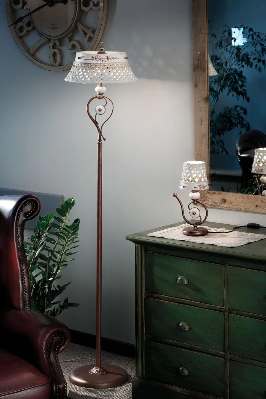 obrazek 2 Włoska lampa stojąca Verona w stylu klasycznym