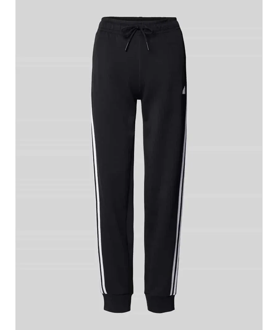 obrazek 1 Spodnie dresowe o kroju regular fit z wyhaftowanym logo